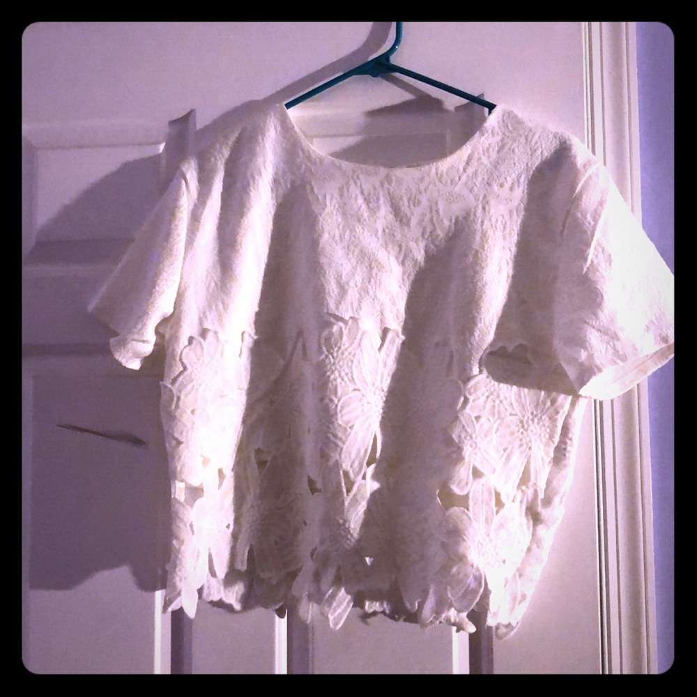 White crochet bottom flower top
